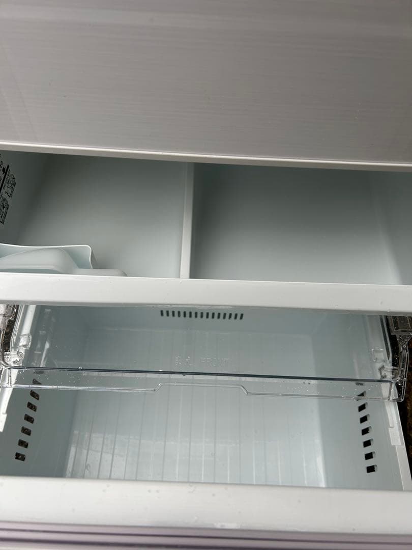 ✨美品✨2022年製　TOSHIBA 冷蔵庫　3ドア　356L