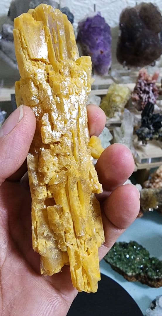 大型柱状方解石