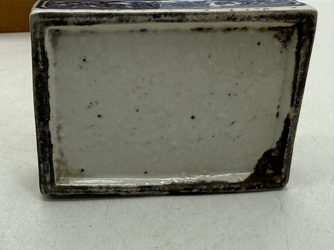 中国　清時代　染付　硯　花果紋　木箱入　送料込み251108