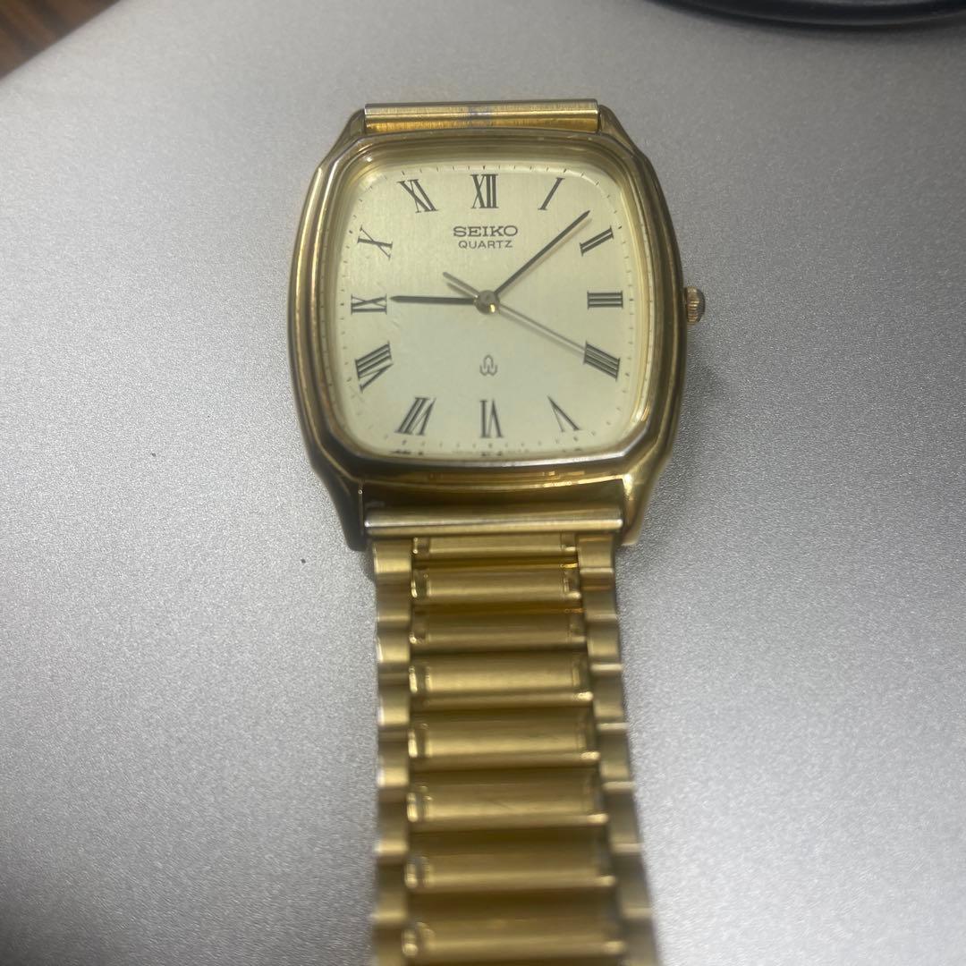 ビンテージSEIKO クォーツ 腕時計 スクエア型クラシカルデザイン