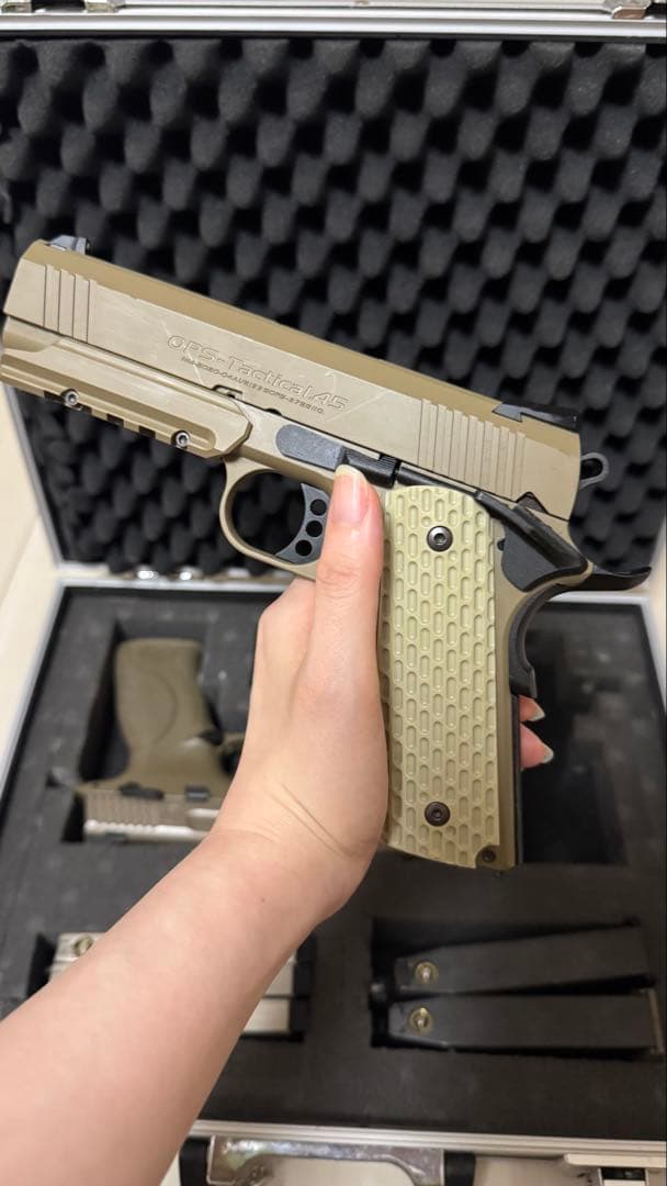 東京マルイM&P 9 V CUSTOM デザートウォーリア 4.3 ガンケース付