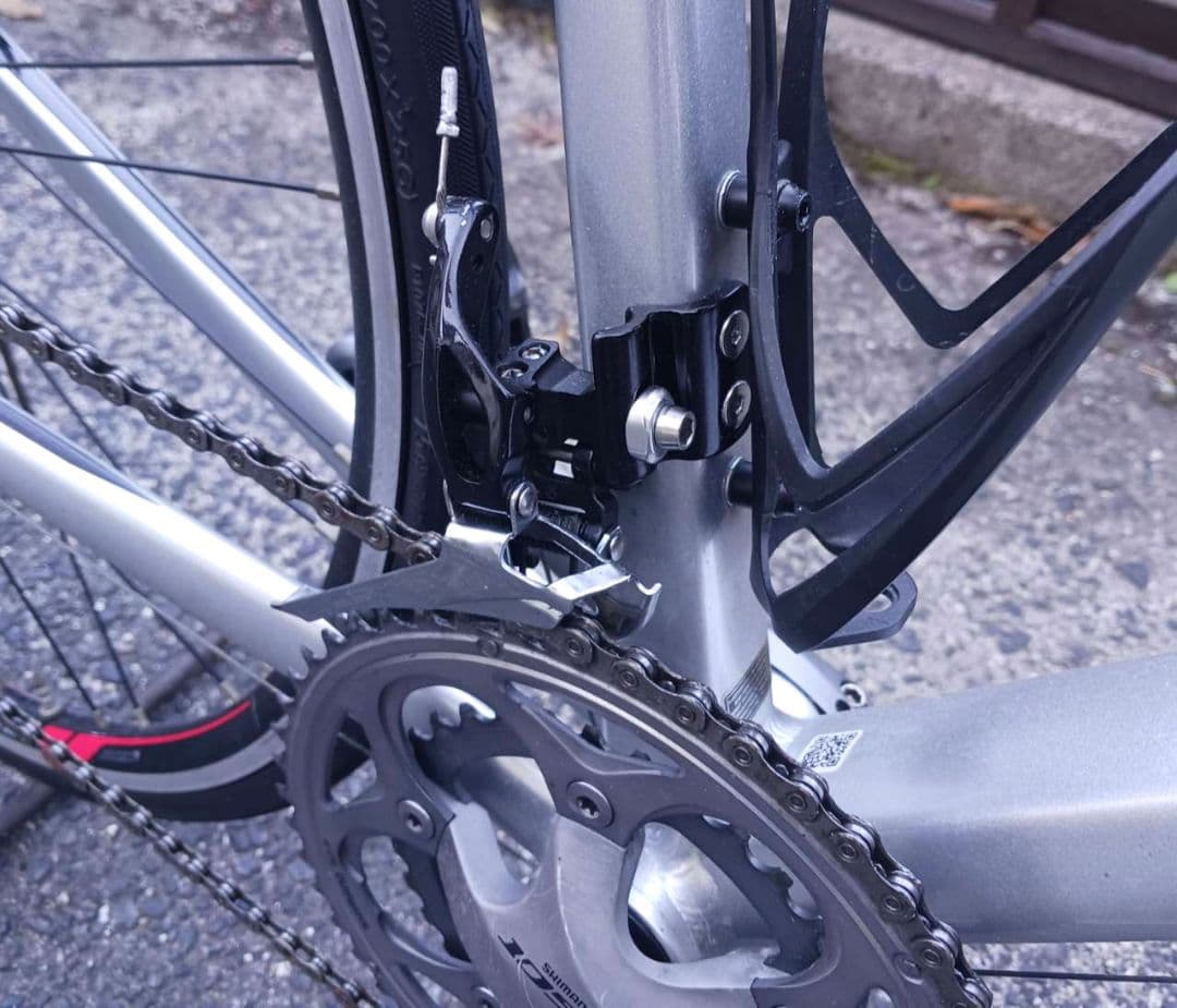 GIANT ロードバイク 11速 105他 送料込 状態良好 値下中