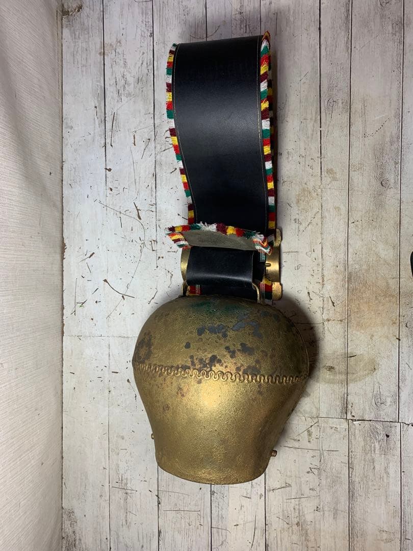 レトロ カウベル　大きなサイズ　牛鈴　ディスプレイ　置物