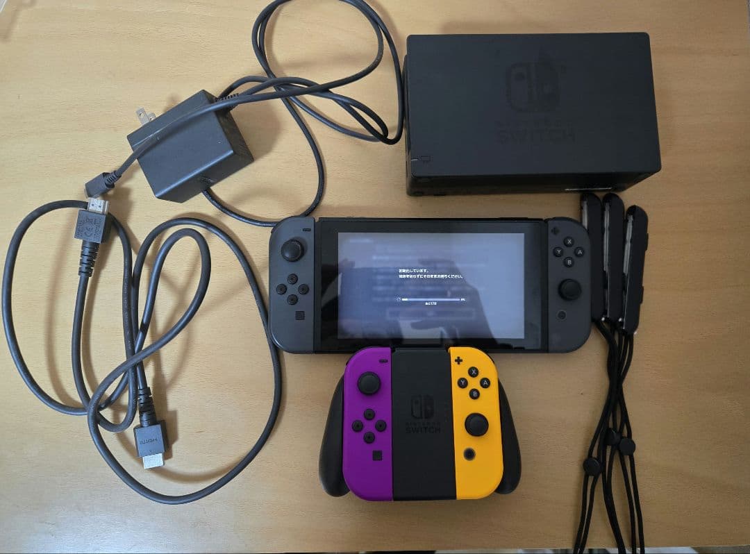 [ジョイコン4つ付]Nintendo Switch 本体 ブラック