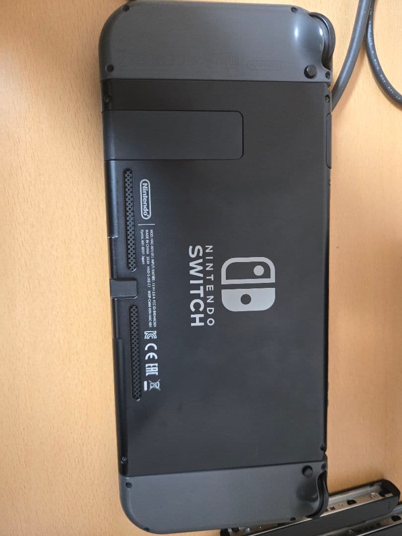 [ジョイコン4つ付]Nintendo Switch 本体 ブラック