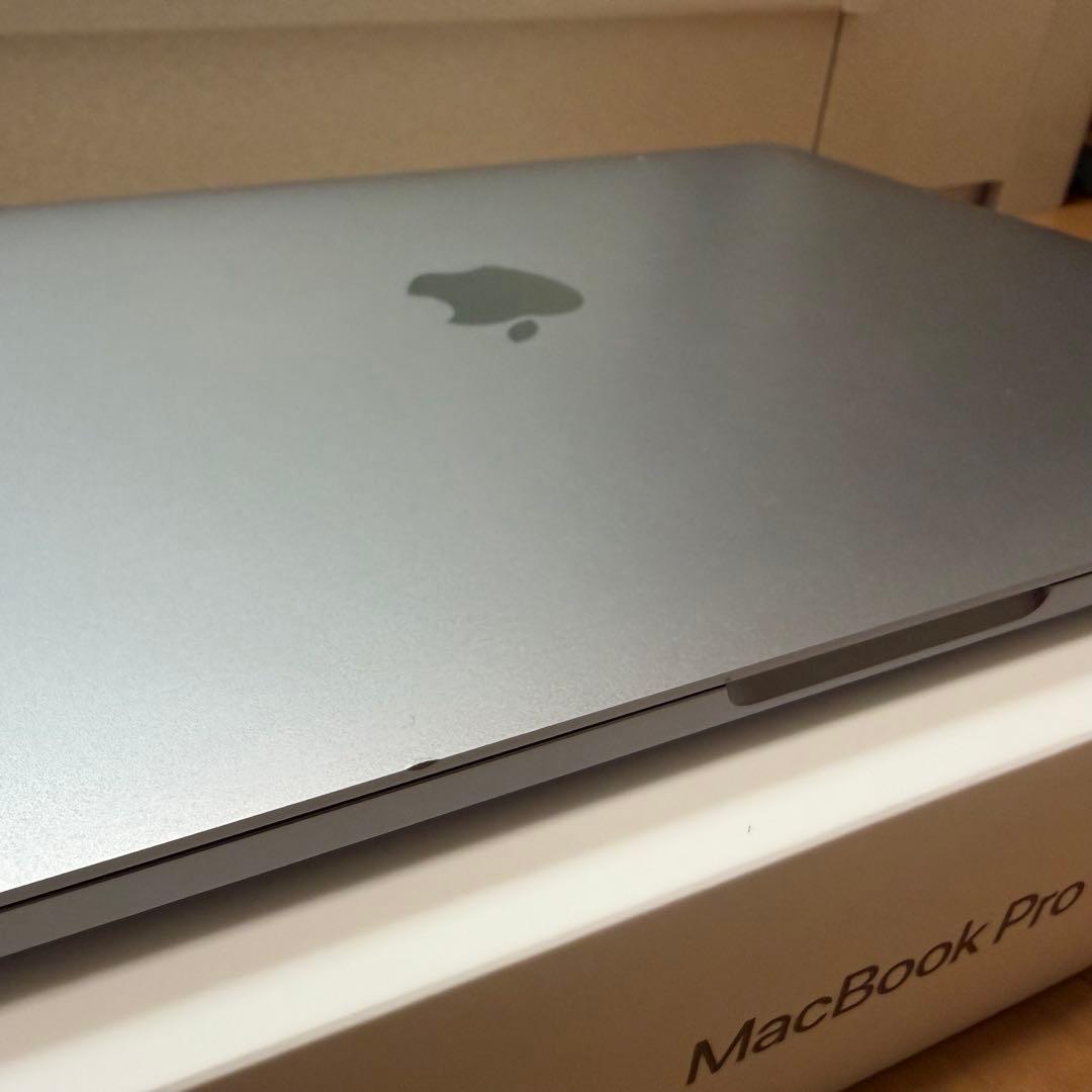 【美品】MacBook Pro 13インチ M1 512GB メモリ16GB