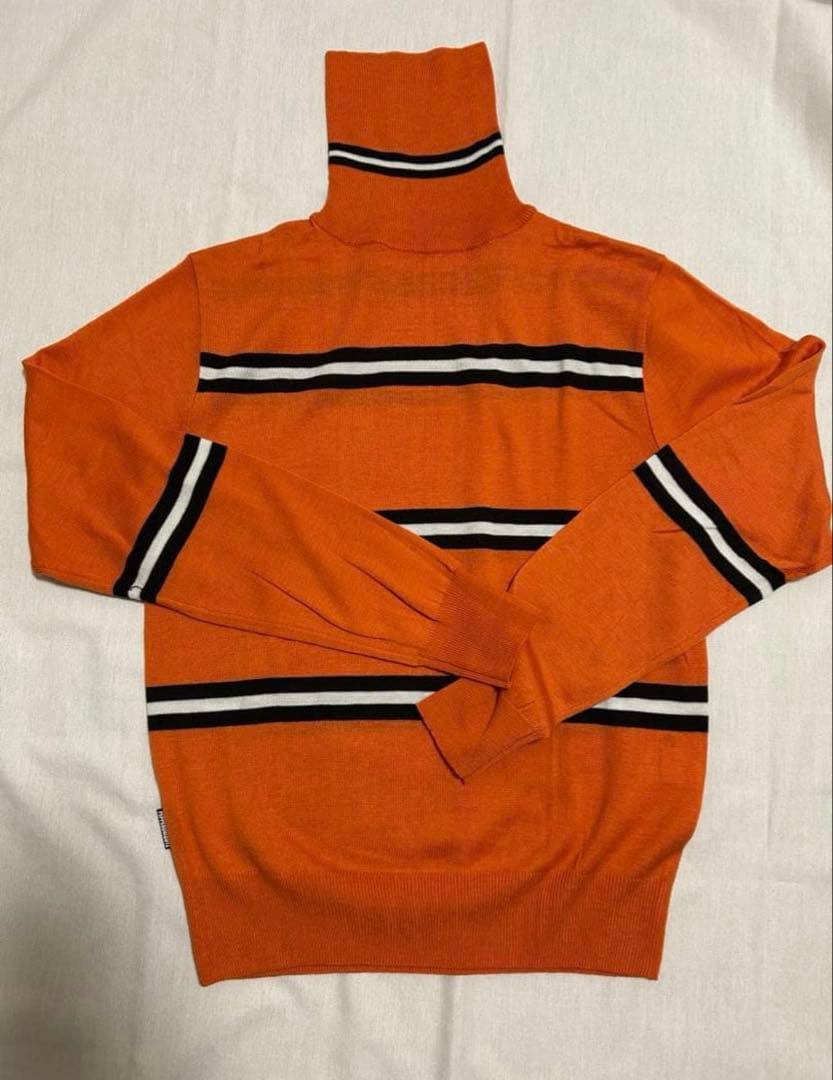 シャイニー　ジョンヒョン PEPPERONI セーター