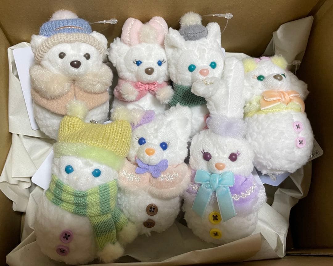 こ*ぽ様 ダッフィー　雪だるま　ぬいぐるみチャーム　シークレットオブスノーウィー