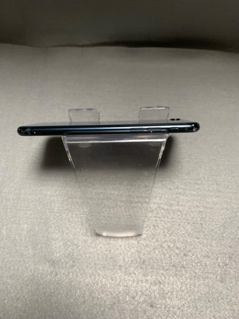 中古 国内版 SIMフリー iPhoneSE 第3世代 128GB