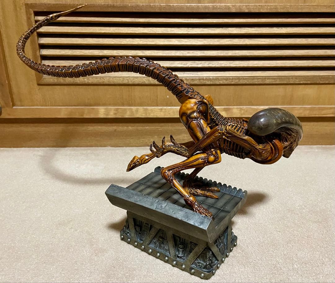 サイドショウ エイリアン3 ドッグ・エイリアン スタチュー【破損あり・箱なし】