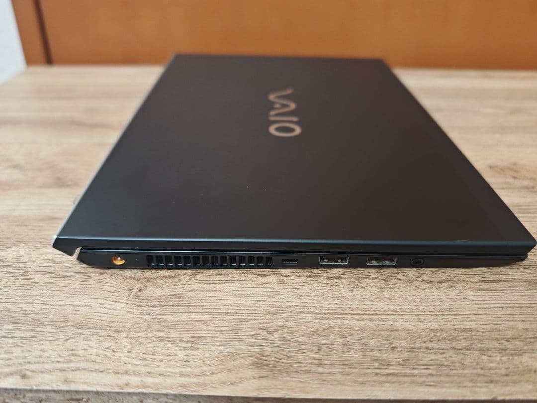 VAIO VJPG11C12N【LTE対応】