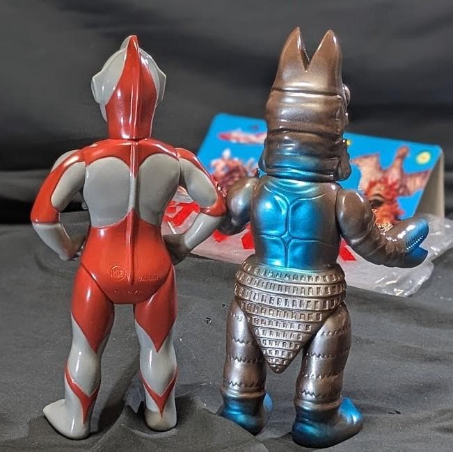 ウルトラマンｂタイプ＆バルタン星人二代目（Ｍ１号）２体セット