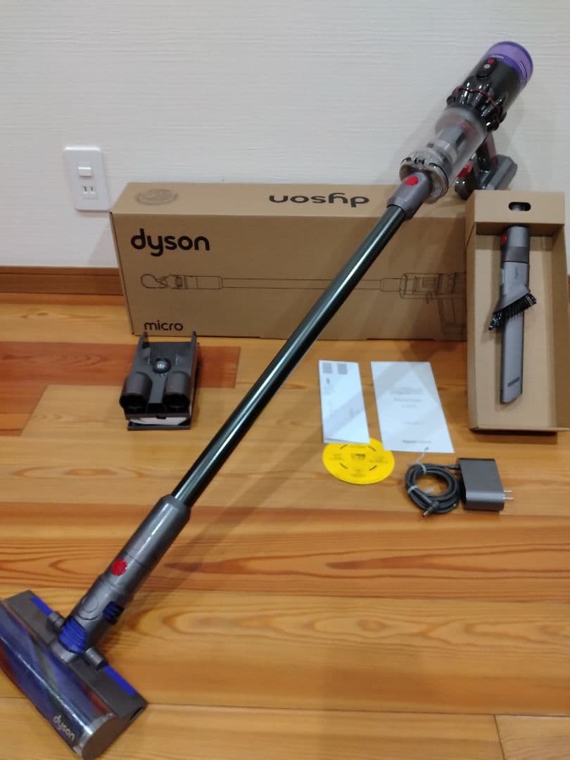 R*7様 ダイソン dyson micro マイクロ スティッククリーナー 最軽