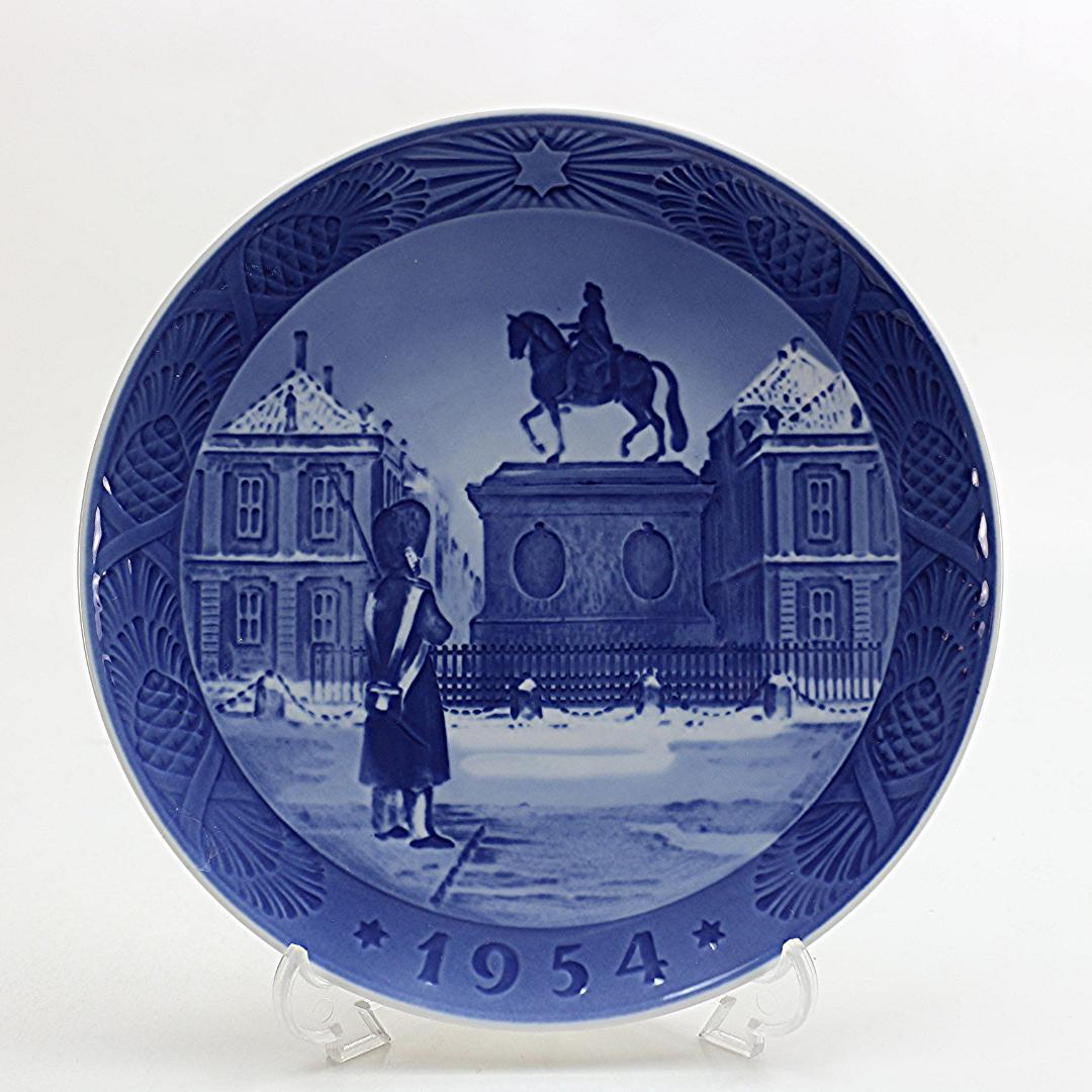 1954年 「アマリエンボー宮殿」 イヤープレート ロイヤルコペンハーゲン 北欧