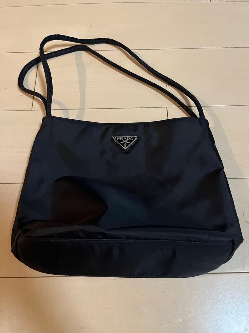 PRADA ハンドバッグ 黒