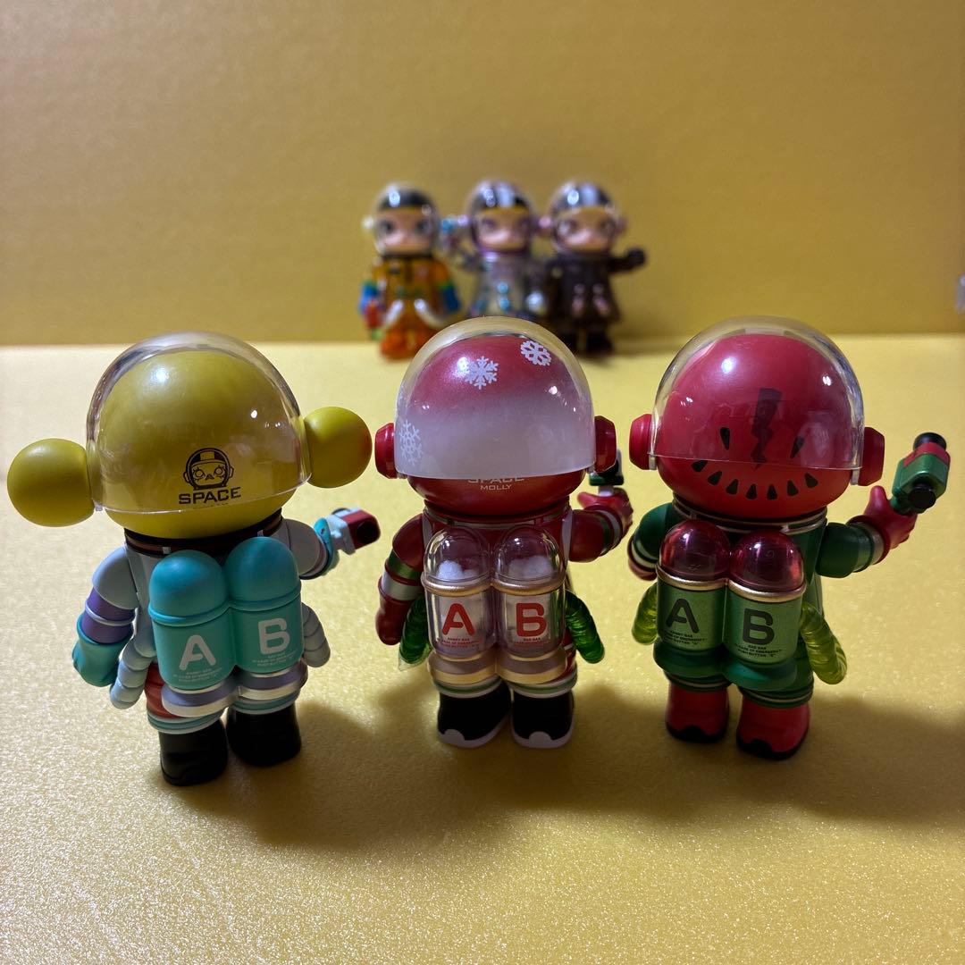 MEGA SPACE MOLLY 100% 16体まとめ売り