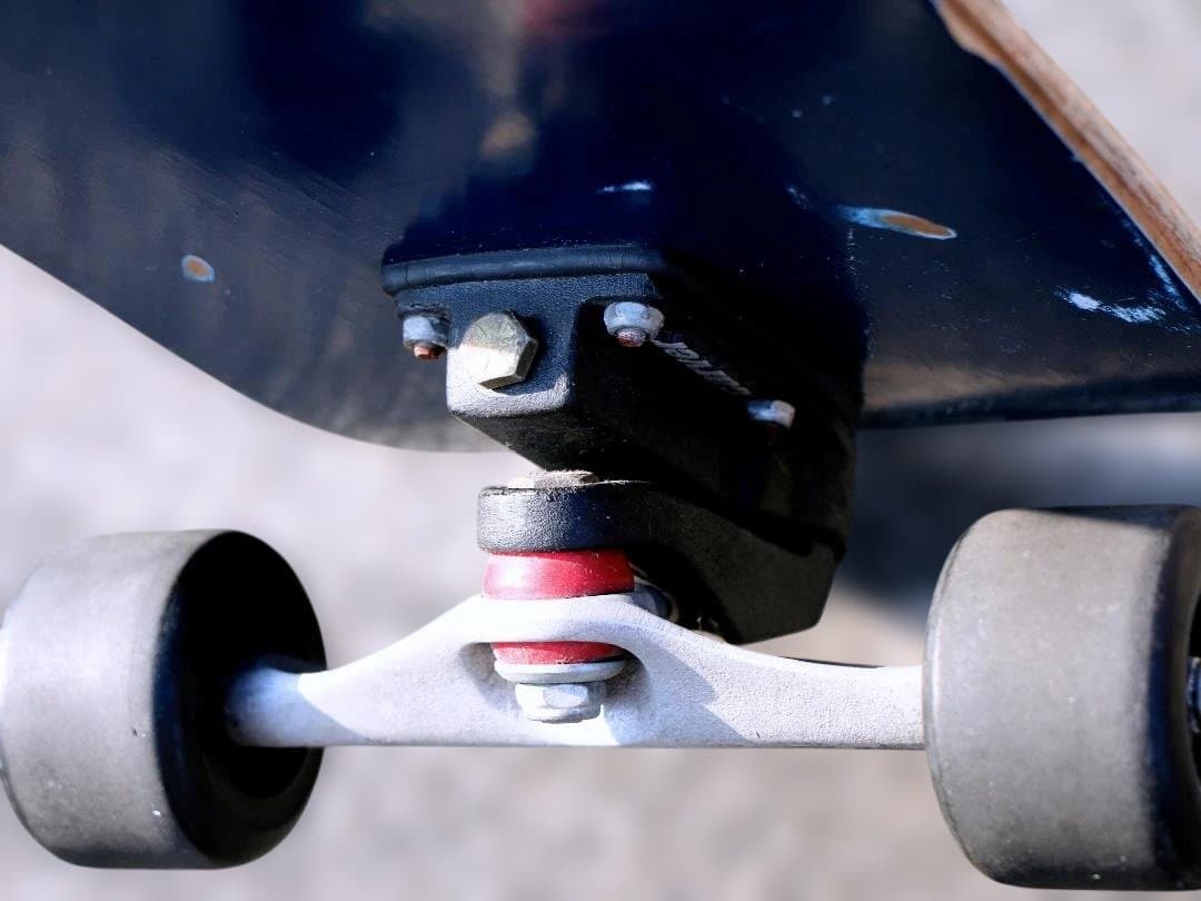 スケートボード Carver カーバー Griffin 35インチ 前スイング