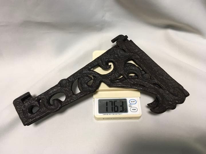 南部鉄器　彫刻飾り大皿置物