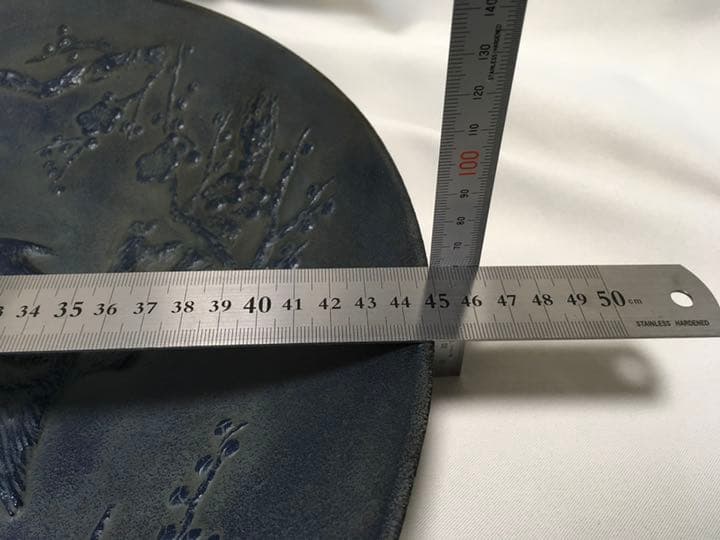 南部鉄器　彫刻飾り大皿置物