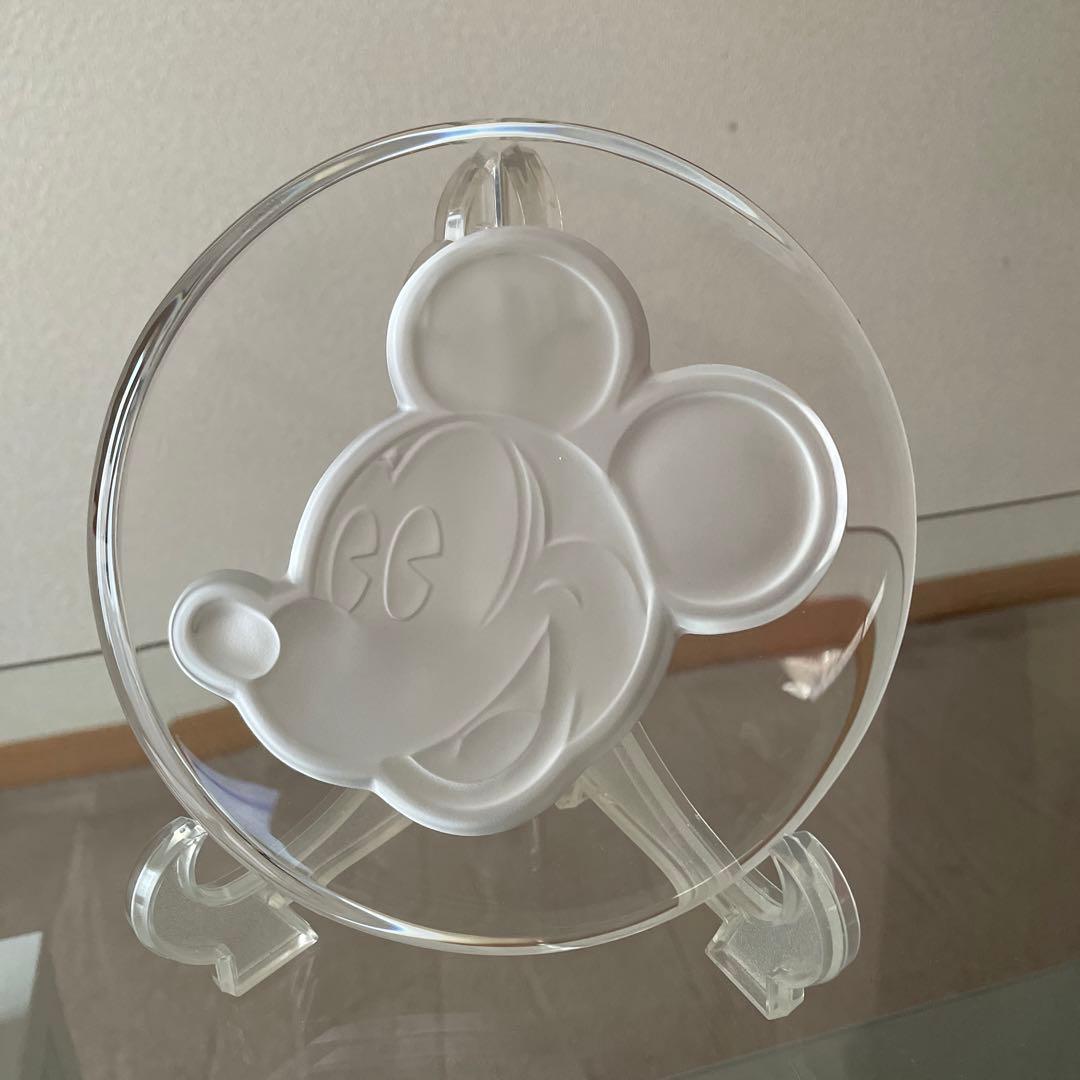 Mickey Mouseガラス製置物