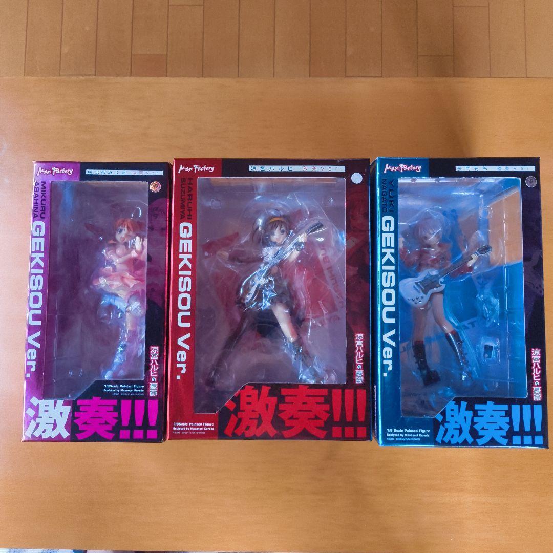 涼宮ハルヒの憂鬱 激奏Ver.フィギュア /TV&劇場版 Blu-ray セット