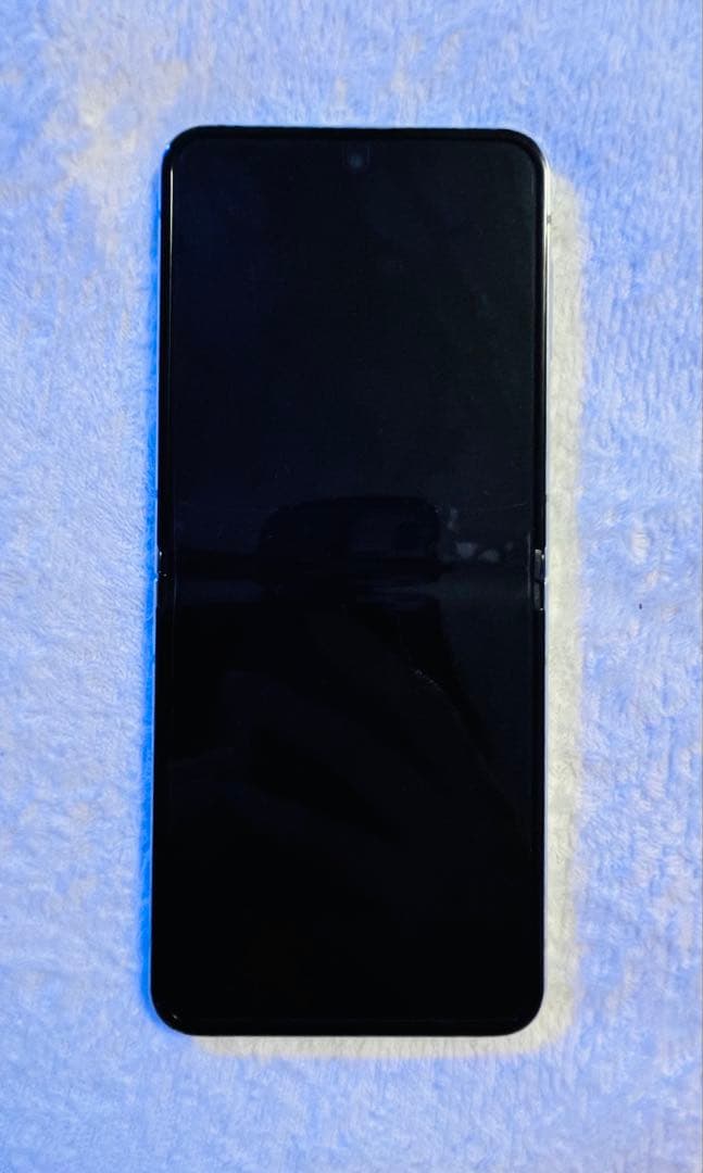 Galaxy Z Flip5 ギャラクシー512B Sim フリー　グローバル版