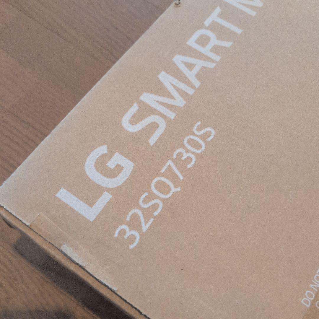 新品未使用！LG 32SQ730S-w スマートモニター 32インチ