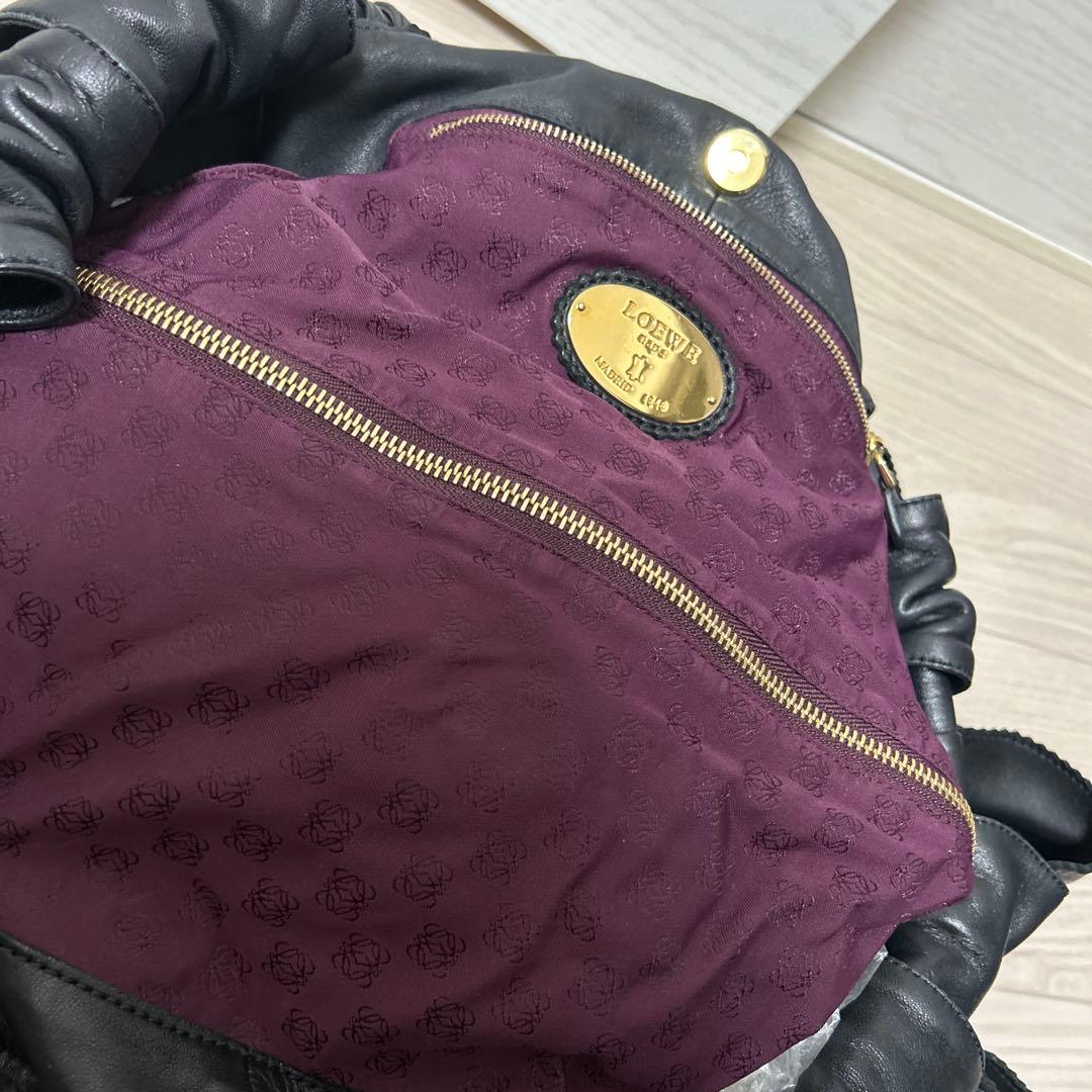 ロエベ　ナッパアイレ　ブラック