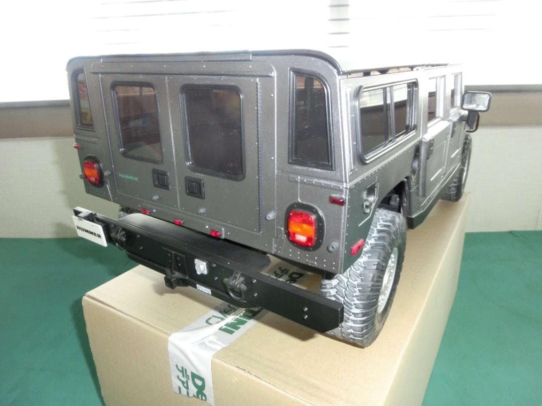 デァゴスティニハマーHUMMER H1 【エンジンRCカー】組み立て完成品