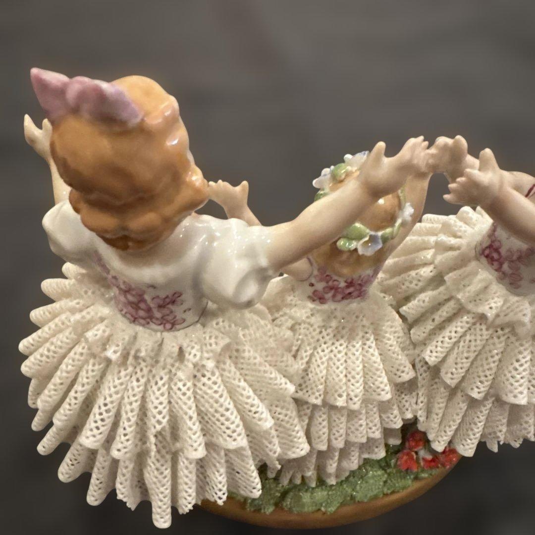 超希少ドイツマイセンドレスデン　ジッツェンドルフお花畑で遊ぶ少女