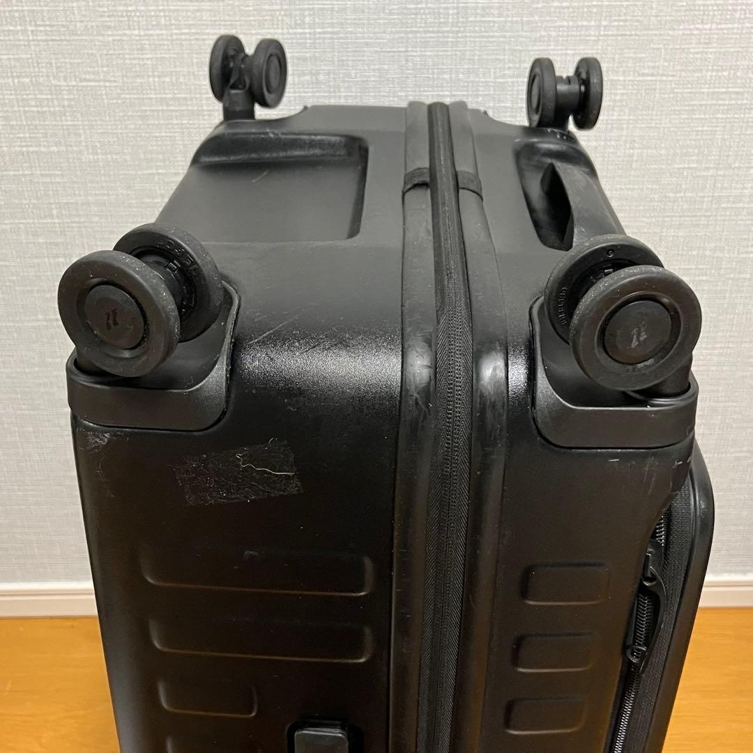 a*☆様 LOJEL ロジェール CUBO M 70L 5-7泊程 スーツケース