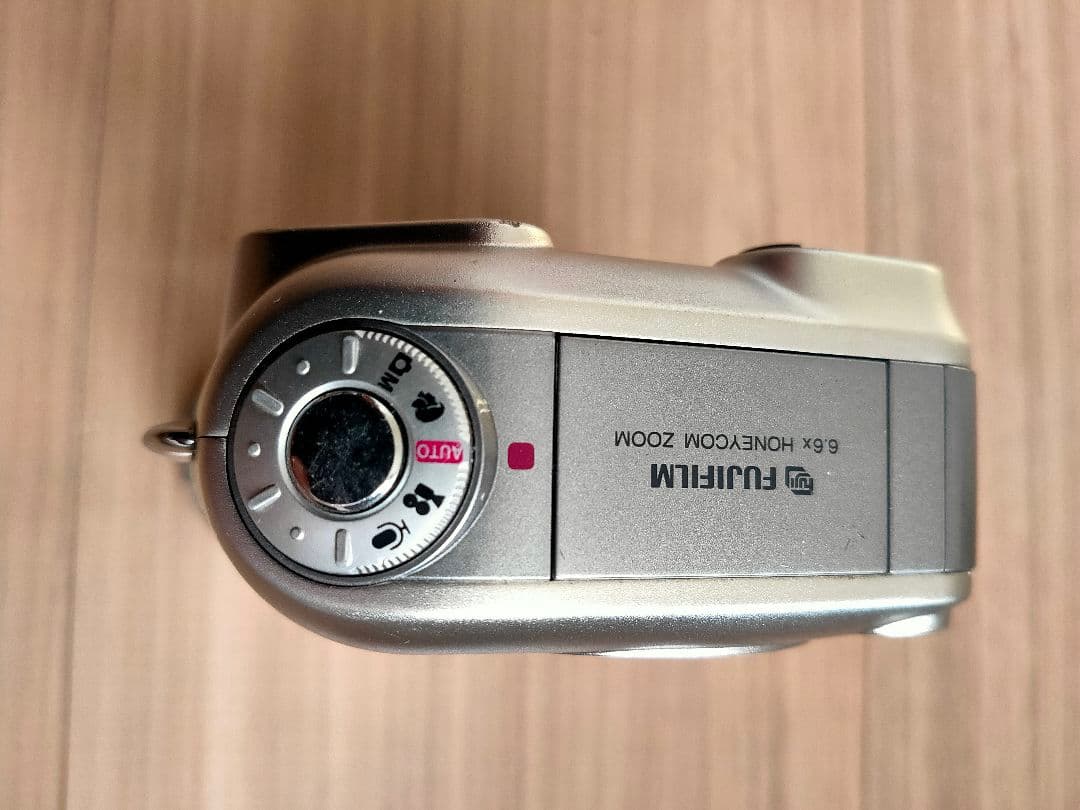 FinePix F601 デジタルカメラ