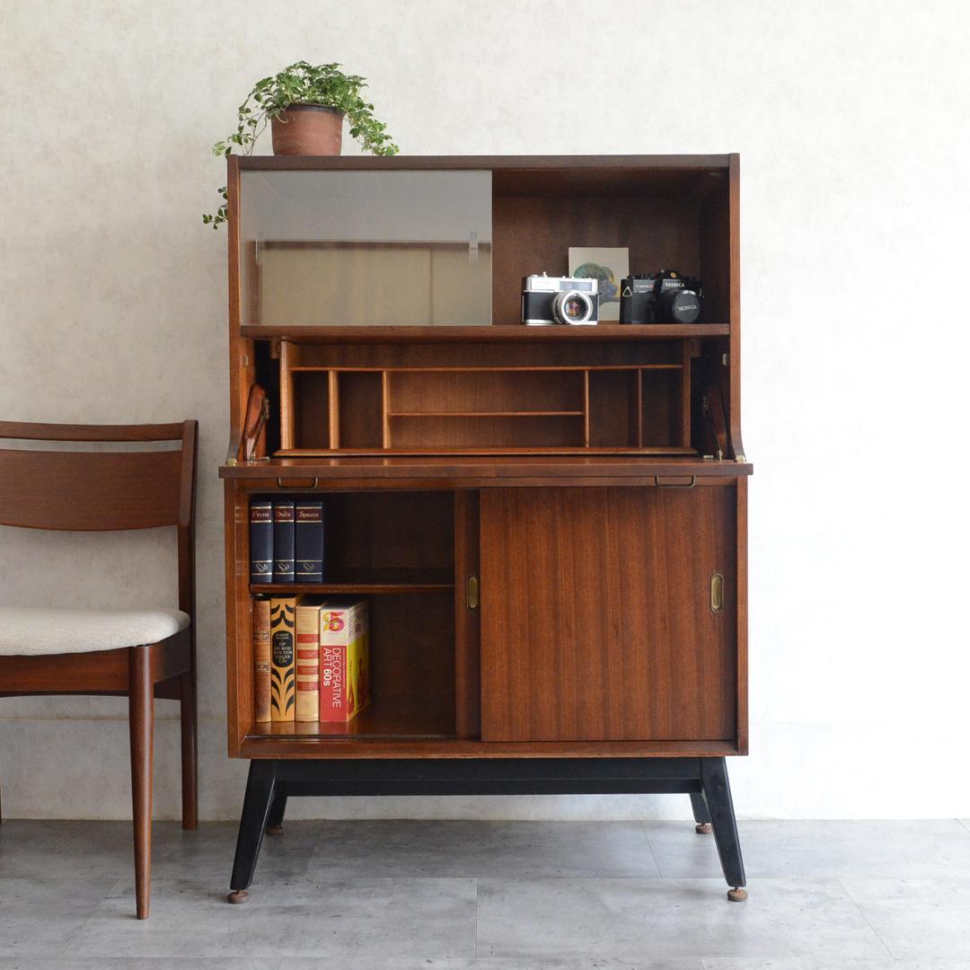 イギリス ヴィンテージ Beautility ガラスキャビネット ビューロー付