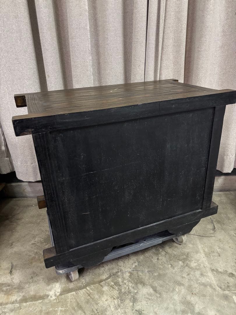 希少な日本製 車箪笥 時代箪笥