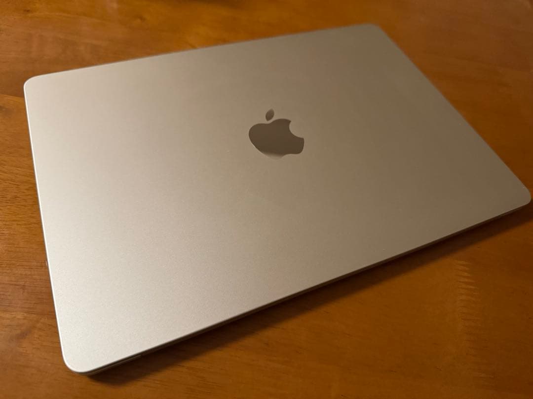 MacBook本体 Macbook Air M2 2022 8GB / 512GB