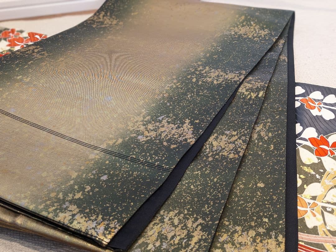 振袖フルセット 身丈158裄66.5 黒 グレー 金彩 逸品 成人式