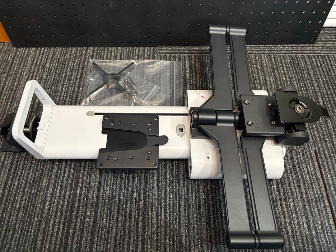 エルゴトロン TRACE (トレース) ホワイト