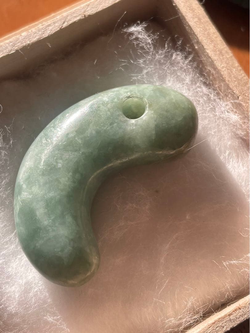 古墳時代の翡翠製勾玉