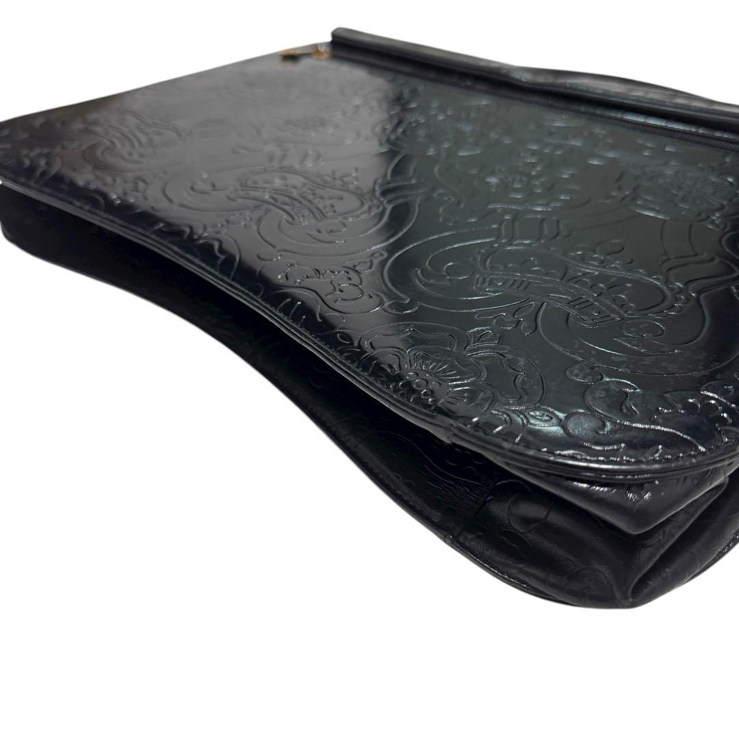 ヴィヴィアンウエストウッド　ビジネスバッグ　オーブロゴ　型押し　総柄　金具