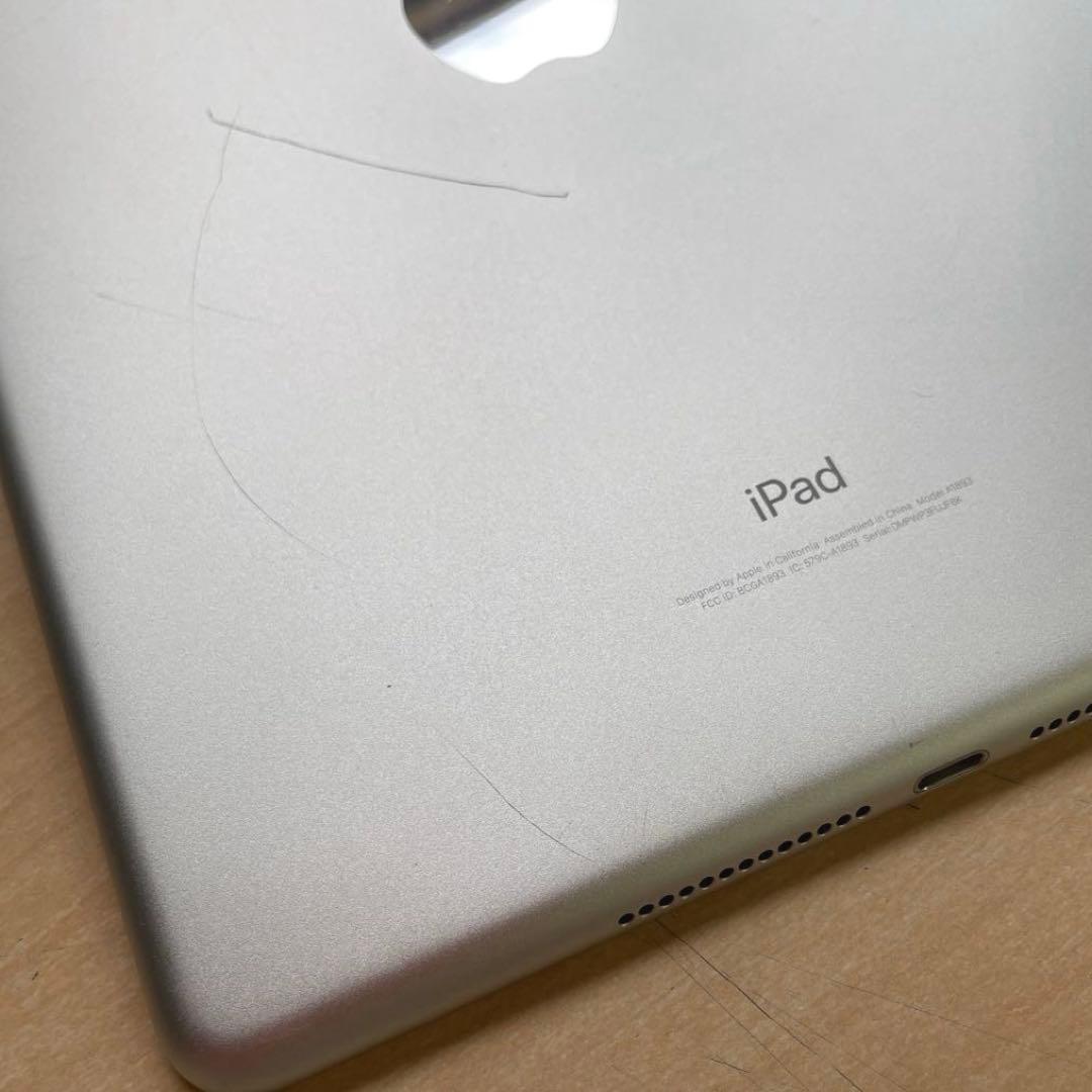 iPad 第6世代　A1893　Wi-Fiモデル　シルバー　32GB #E