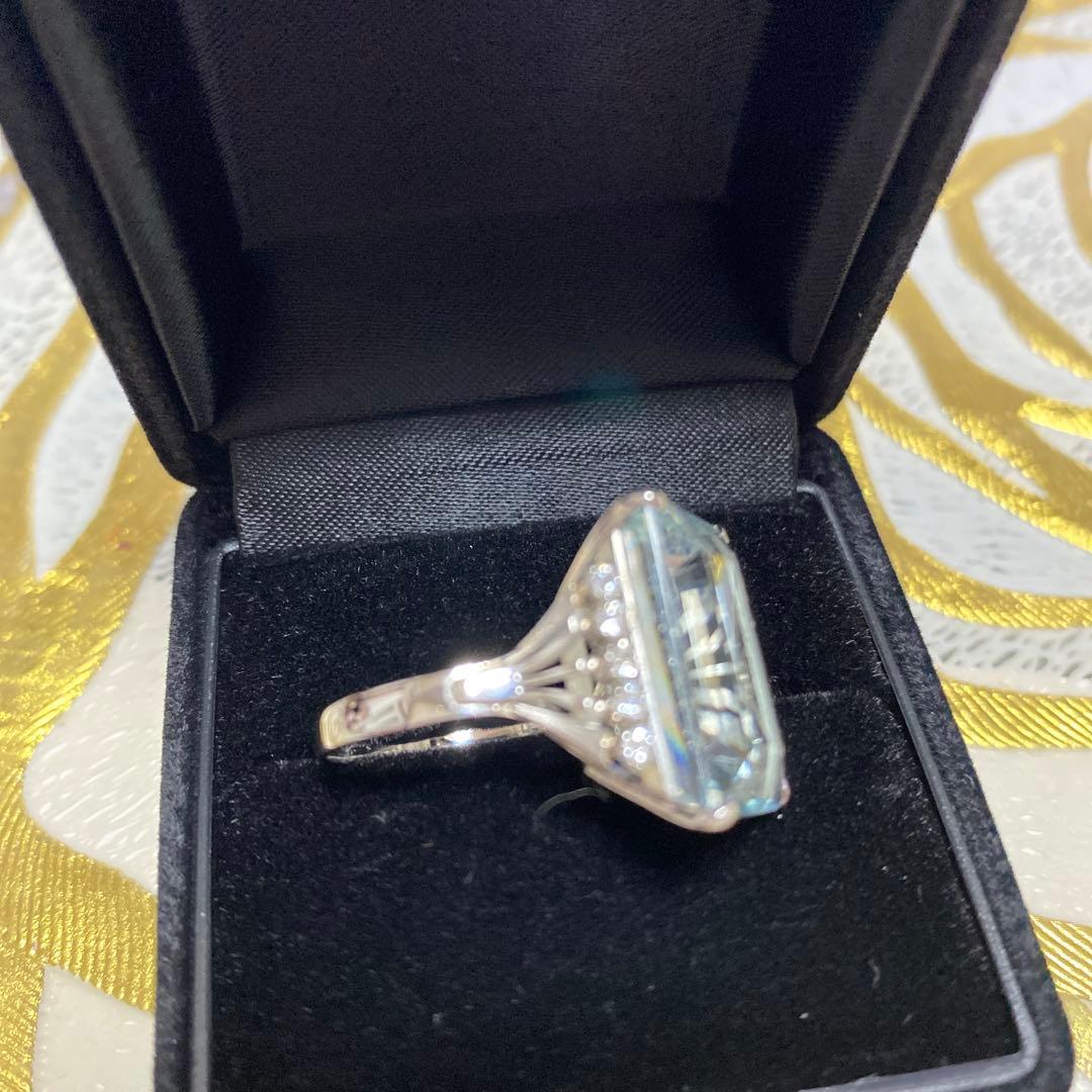 大粒アクアマリン13.88 ダイヤ0.31 プラチナ900リング　超お買い得