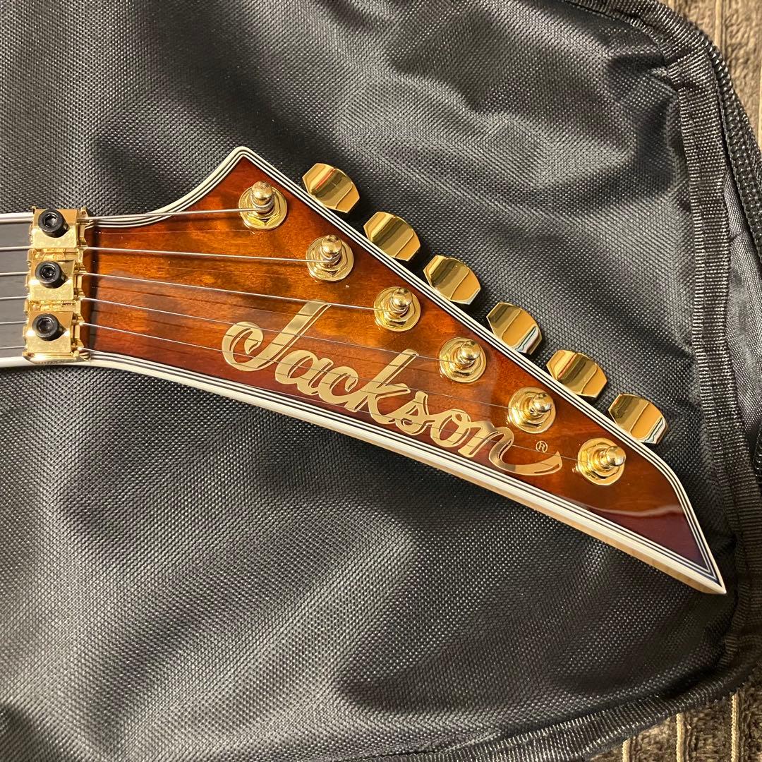 新品 Jackson ジャクソンSoloist SLA3Q エレキギター