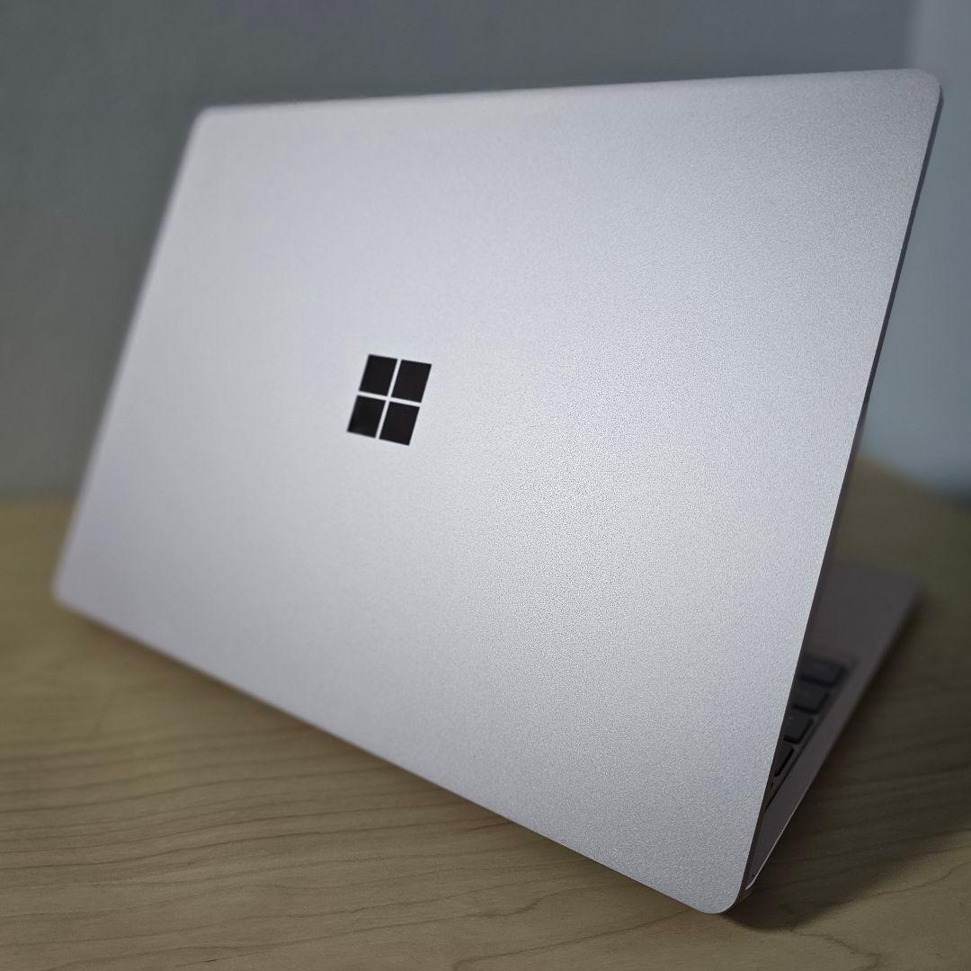 Surface Laptop Go ／10世代 Core i5