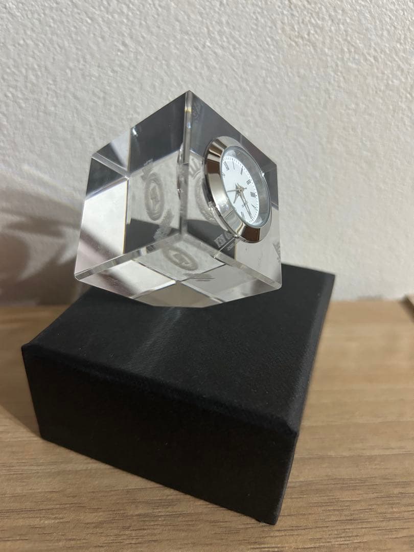 礼真琴　退団記念　クリスタル置時計 シルバー　チラシ