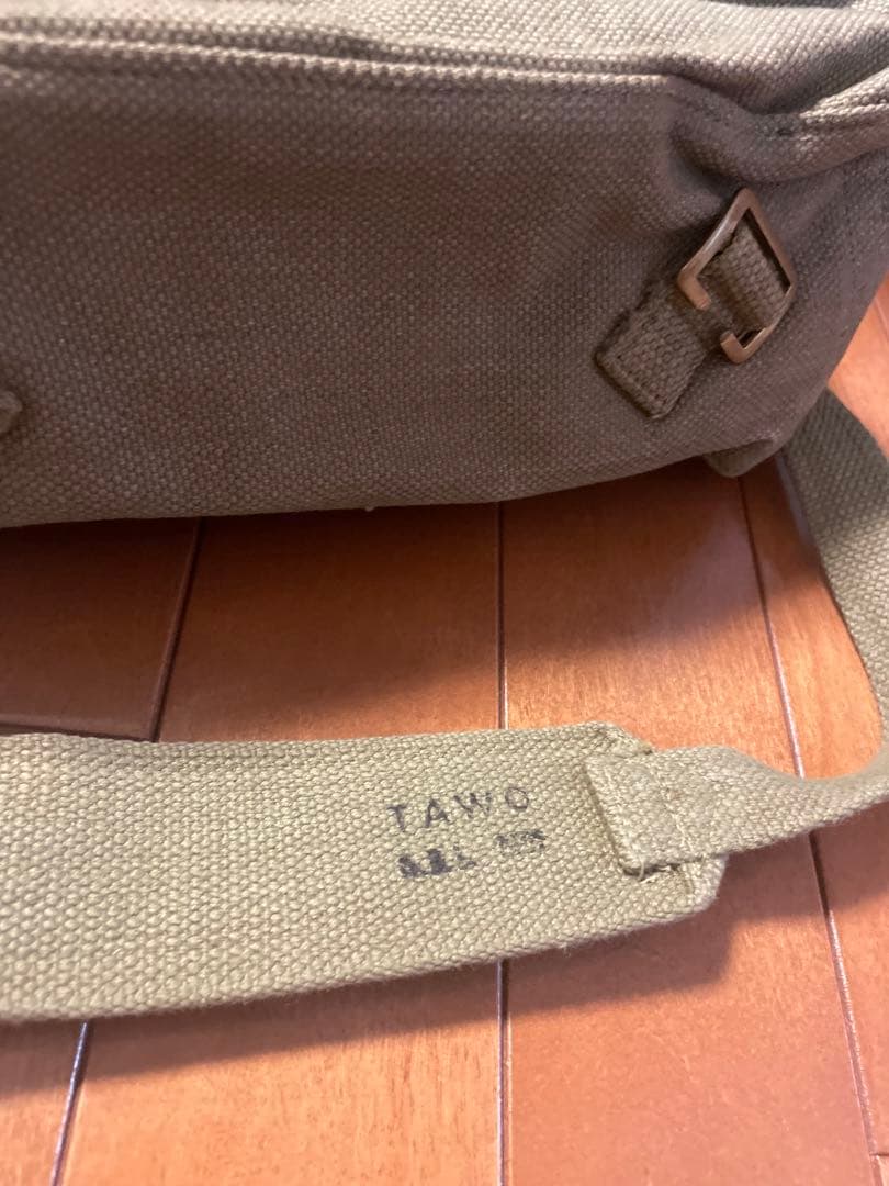 レア　実物　ベルギー陸軍　ビンテージ　メッセンジャーバックパック　サバゲー