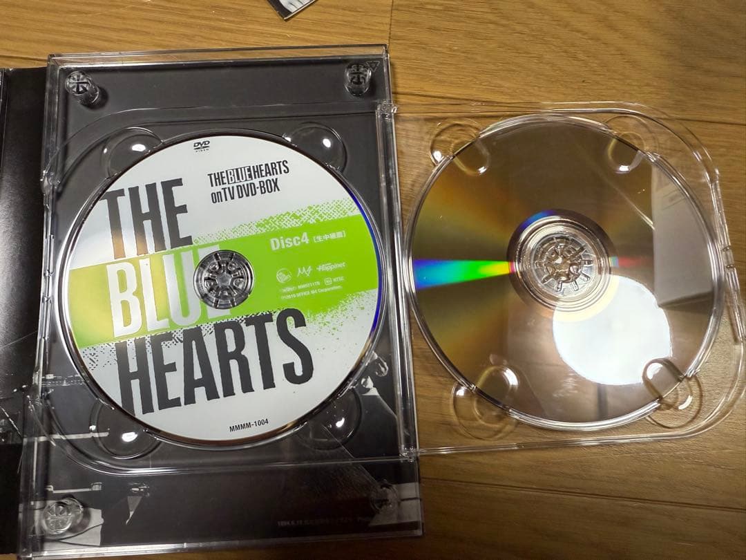ミュージック THE BLUE HEARTS on TV DVD BOX