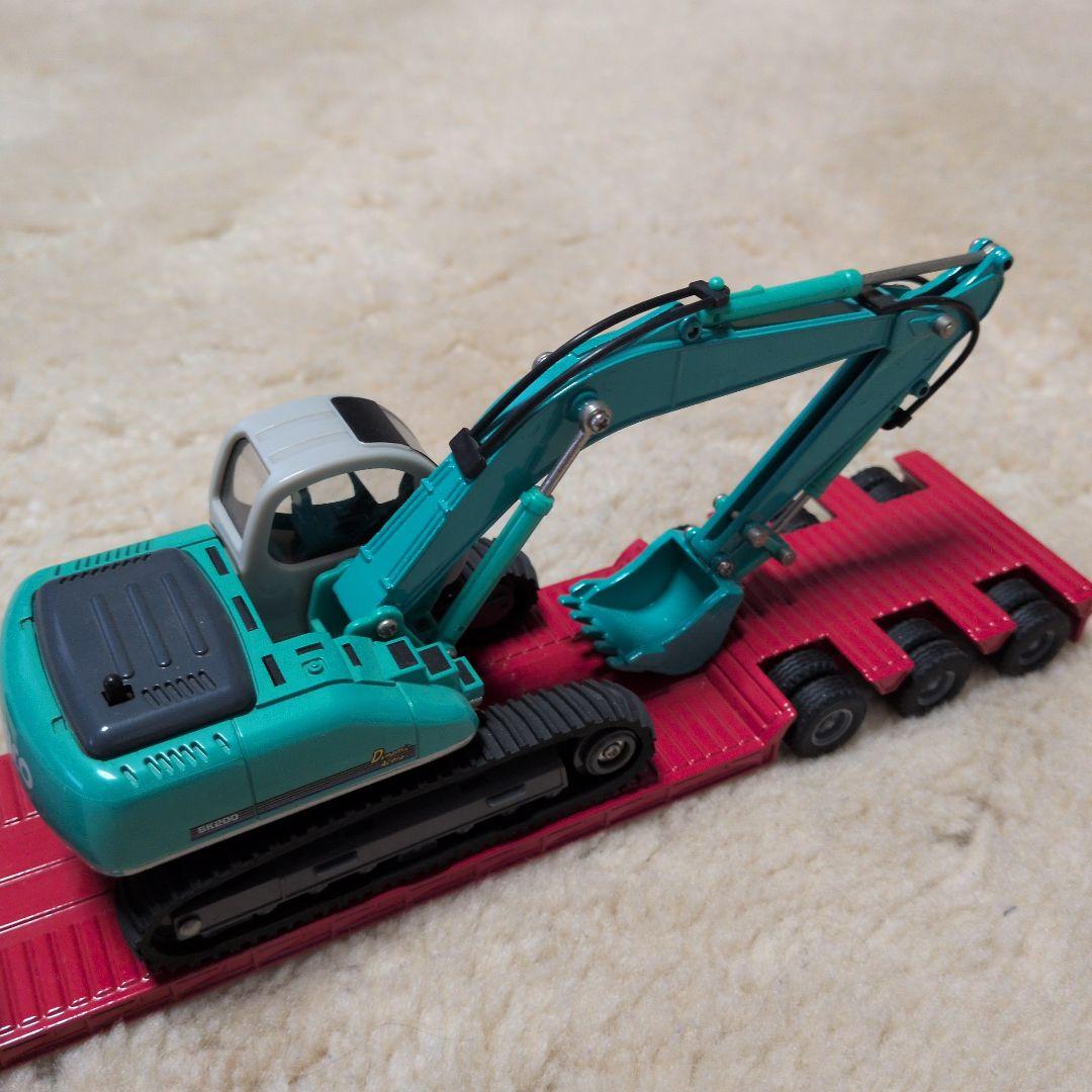 値下げ　ボルボ赤いGlobetrotter XLトレーラー、重機セット　箱なし