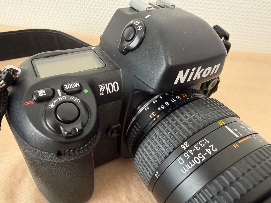 Nikon F100 一眼レフカメラ 24-50mmレンズ付き
