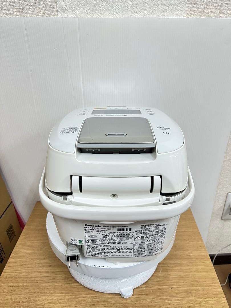 Panasonic 可変圧力IHジャー炊飯器 SR-PB106 2017年製