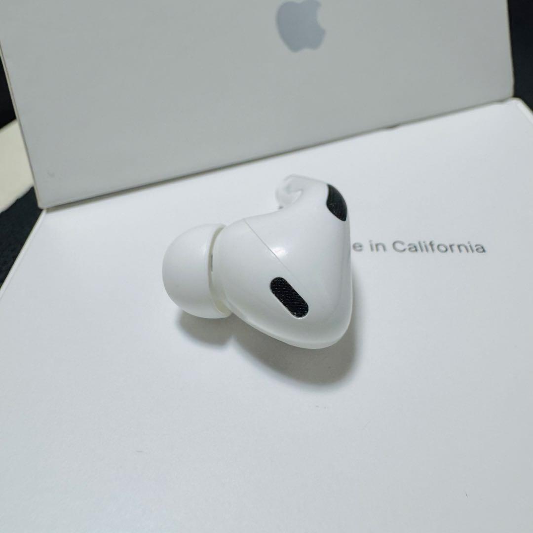 Apple AirPods Pro 第2世代 右耳のみ 67